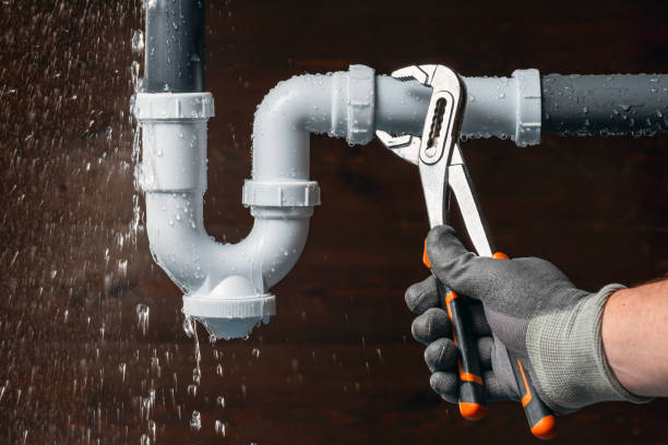 Professional Pipe Repair technician working in Fair Oaks, IN